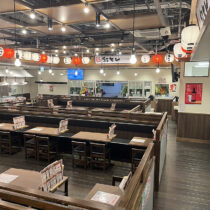 紅とん 日本橋本店 店内-1